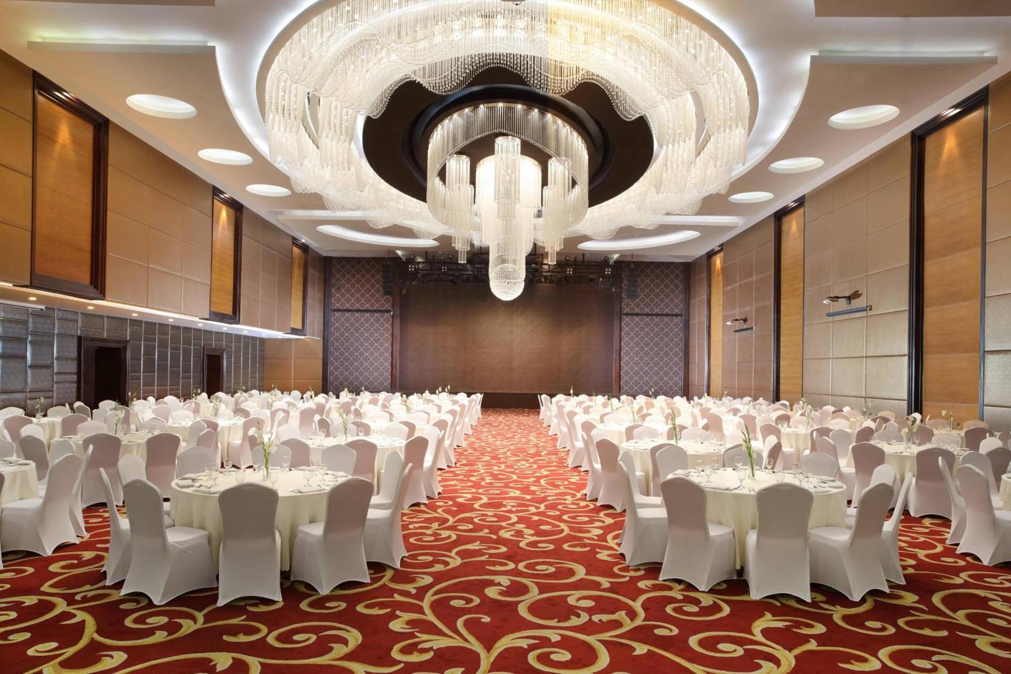 Four Points By Sheraton Medan Exterior foto
