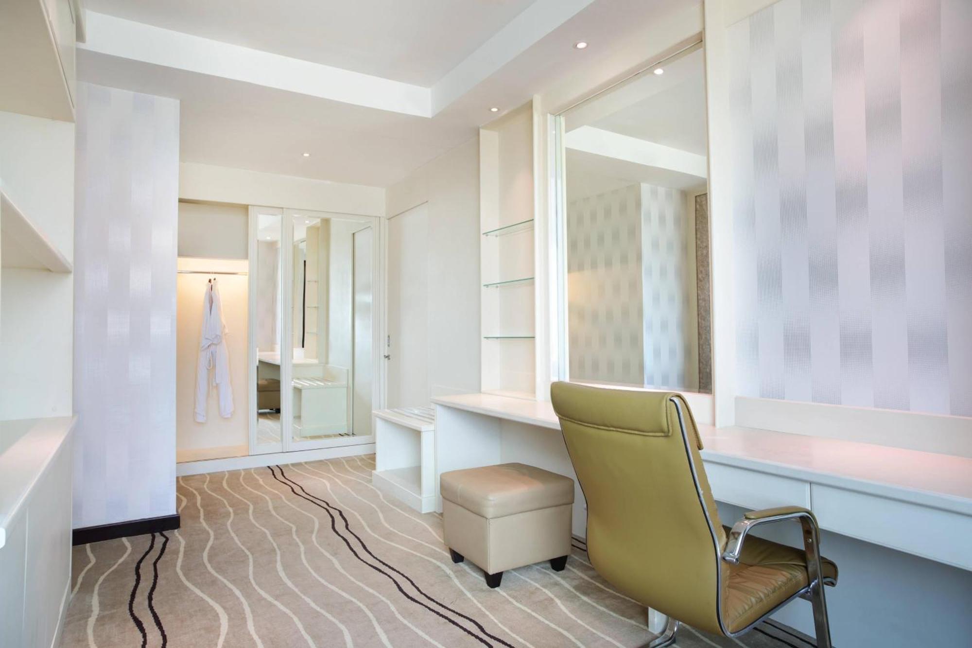 Four Points By Sheraton Medan Exterior foto